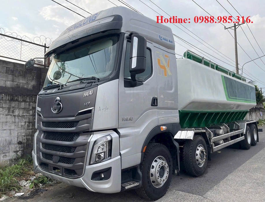 Xe tải 4 chân chở thức ăn chăn nuôi 26 khối